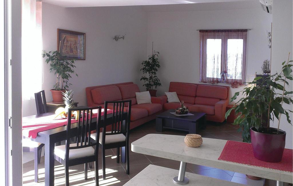 Apartment Romantika-1 By Interhome โรวีน ภายนอก รูปภาพ
