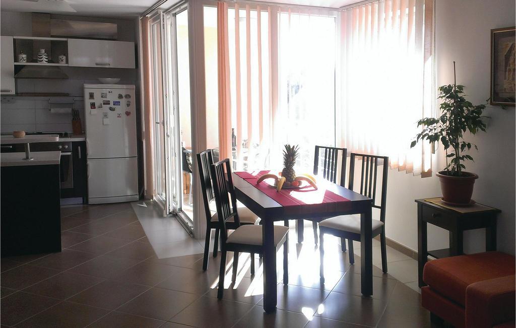 Apartment Romantika-1 By Interhome โรวีน ภายนอก รูปภาพ